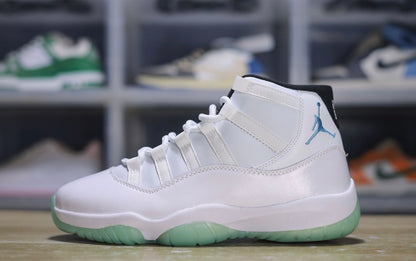 Air Jordan 11