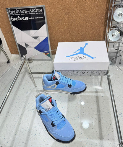 Air Jordan 4