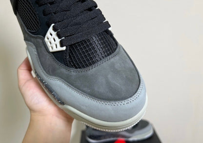 Air Jordan 4